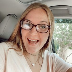 Meet your Posher, Bailey